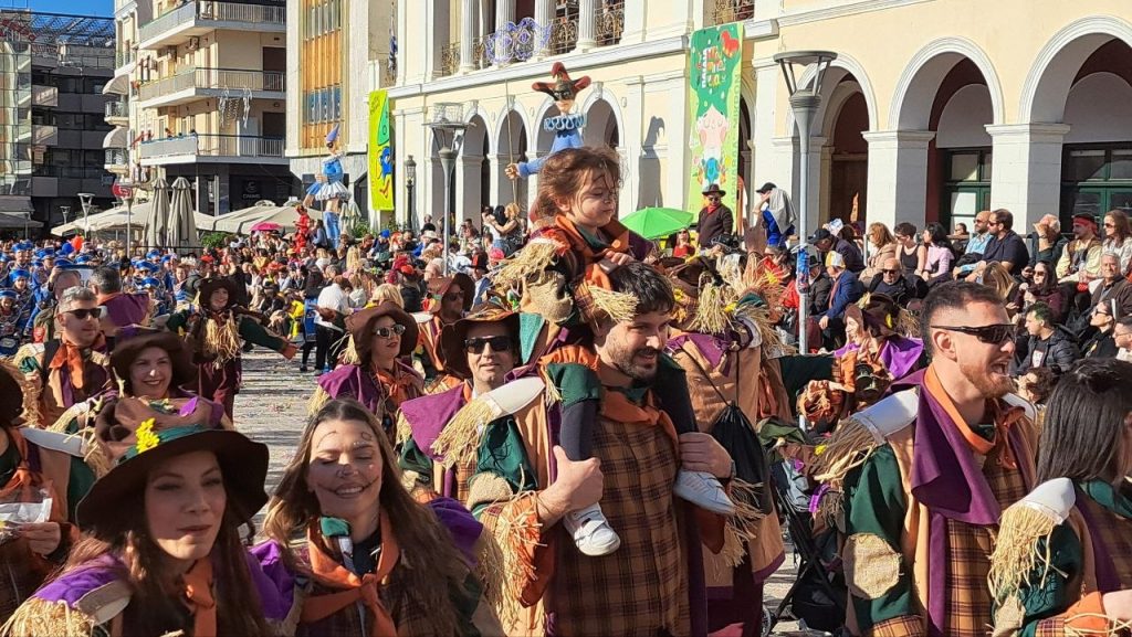 Πάτρα: Μεγάλη παρέλαση Καρναβαλιού 2026 - Δείτε πάνω από 300 φωτογραφίες