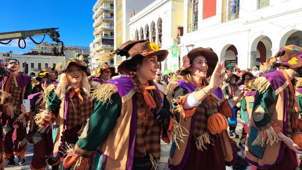 Πάτρα: Μεγάλη παρέλαση Καρναβαλιού 2026 - Δείτε πάνω από 300 φωτογραφίες