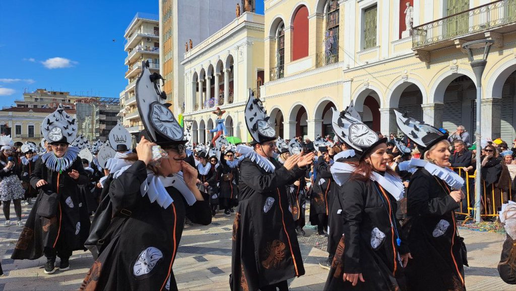 Πάτρα: Μεγάλη παρέλαση Καρναβαλιού 2026 - Δείτε πάνω από 300 φωτογραφίες