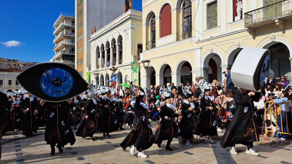 Πάτρα: Μεγάλη παρέλαση Καρναβαλιού 2026 - Δείτε πάνω από 300 φωτογραφίες