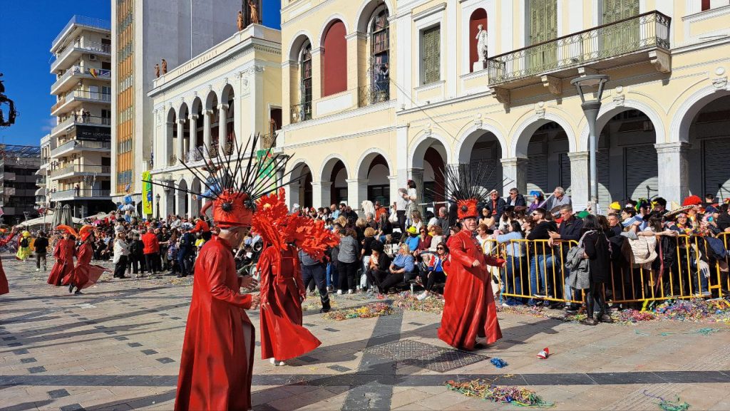 Πάτρα: Μεγάλη παρέλαση Καρναβαλιού 2026 - Δείτε πάνω από 300 φωτογραφίες