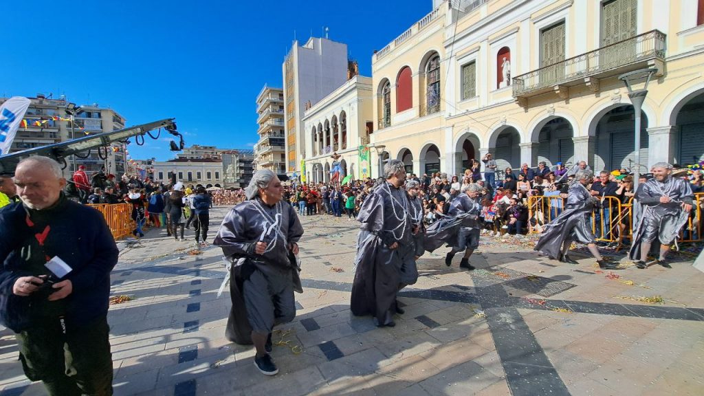 Πάτρα: Μεγάλη παρέλαση Καρναβαλιού 2026 - Δείτε πάνω από 300 φωτογραφίες