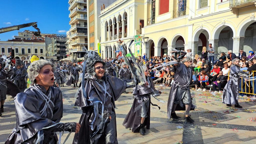 Πάτρα: Μεγάλη παρέλαση Καρναβαλιού 2026 - Δείτε πάνω από 300 φωτογραφίες