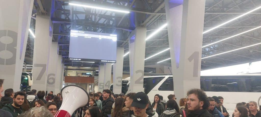 Πάτρα: Δείτε τι συμβαίνει στο ΚΤΕΛ αυτή την ώρα - βίντεο