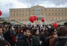 Παραλύει η χώρα: Ποιοι συμμετέχουν στην απεργία της ΑΔΕΔΥ για τα Τέμπη – Κλειστό το κέντρο