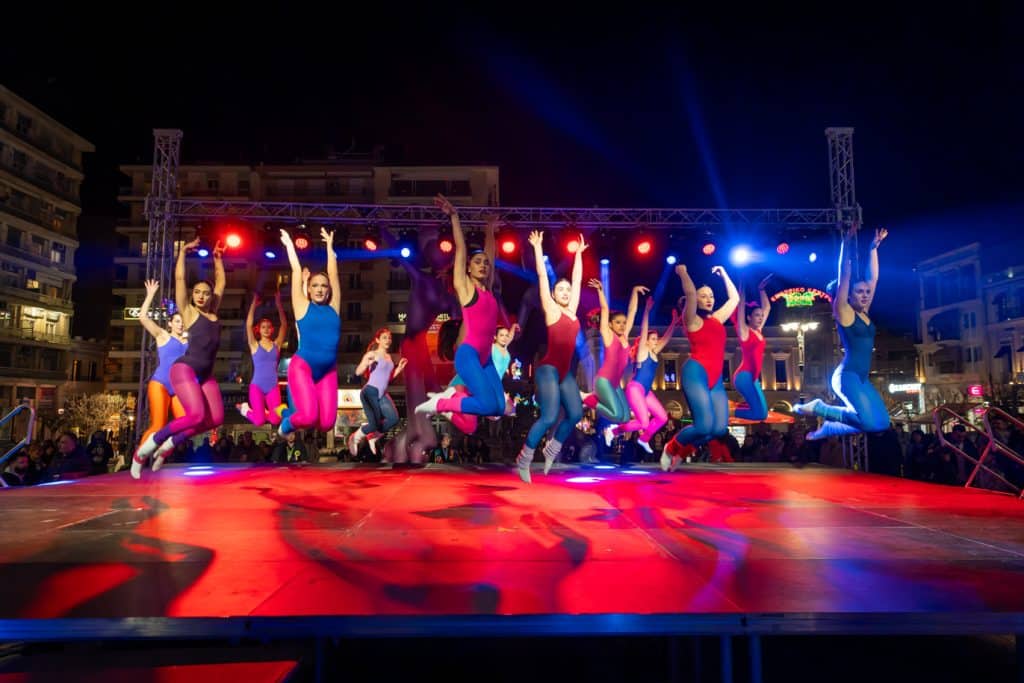 Πάτρα: Μοναδικό χορευτικό υπερθέαμα από τις Σχολές Χορού - Δείτε φωτό