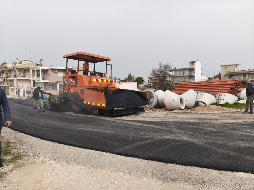 Σύγχρονο οδικό δίκτυο αποκτά η είσοδος της Βάρδας μετά από 30 χρόνια αναμονής - φωτο
