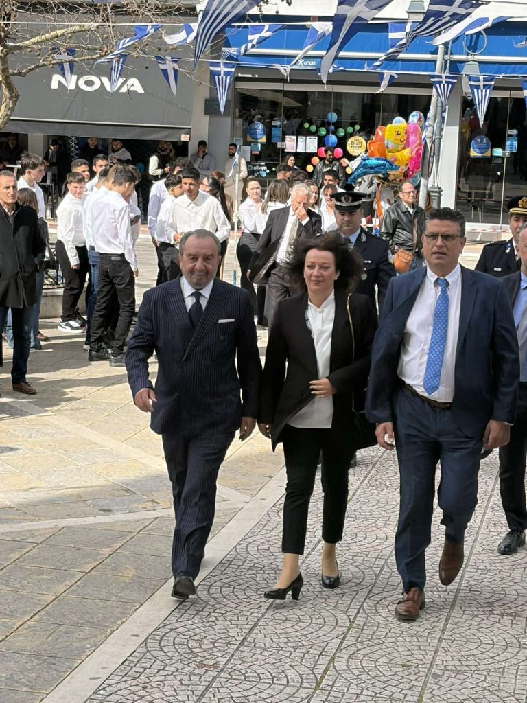 Με λαμπρότητα ο εορτασμός της 25ης Μαρτίου στον Δήμο Ανδραβίδας-Κυλλήνης Με λαμπρότητα ο εορτασμός της 25ης Μαρτίου στον Δήμο Ανδραβίδας-Κυλλήνης