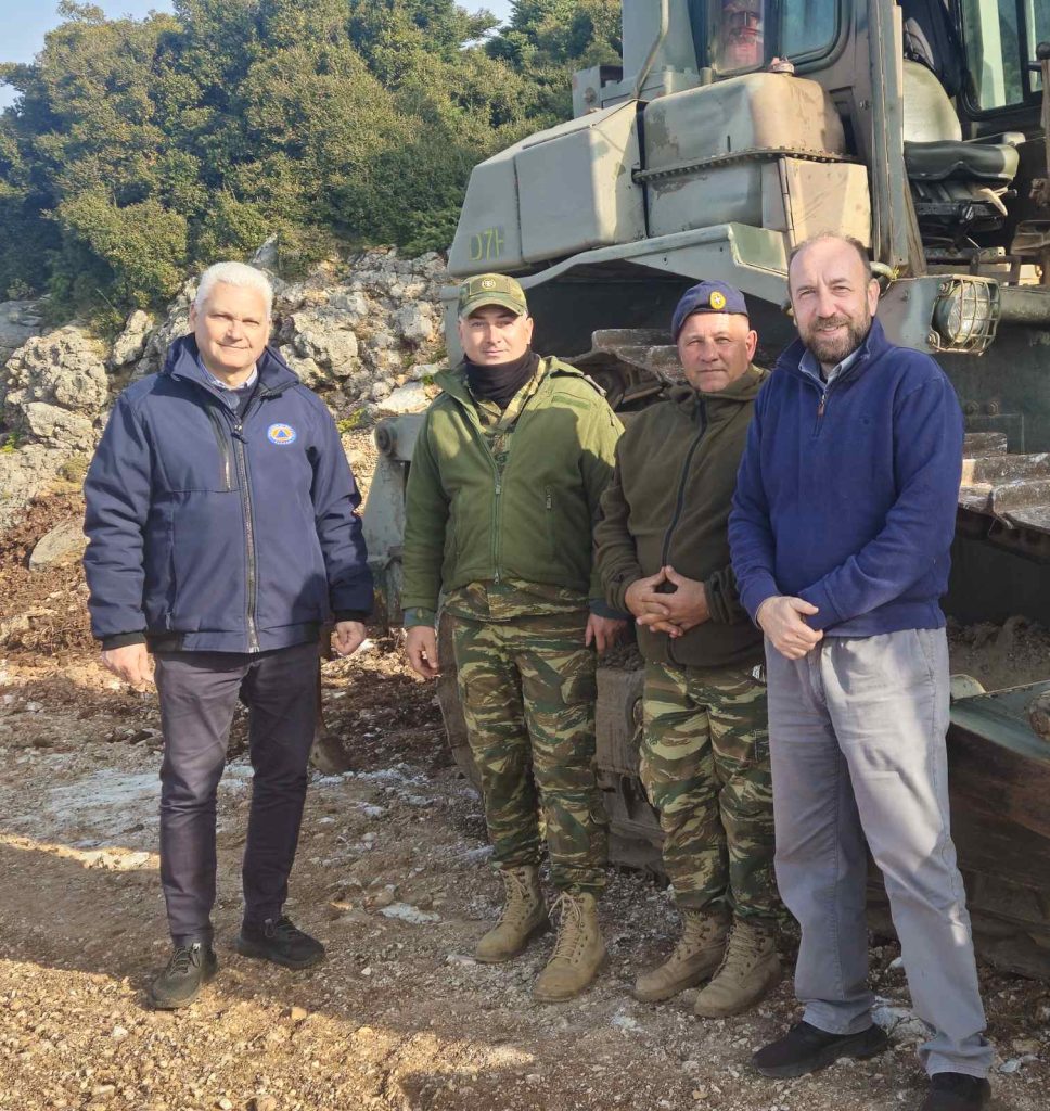 Kαθαρισμοί δασικών δρόμων από την  Πολιτική Προστασία Π.Ε. Αχαΐας σε συνεργασία με τον Ελληνικό Στρατό