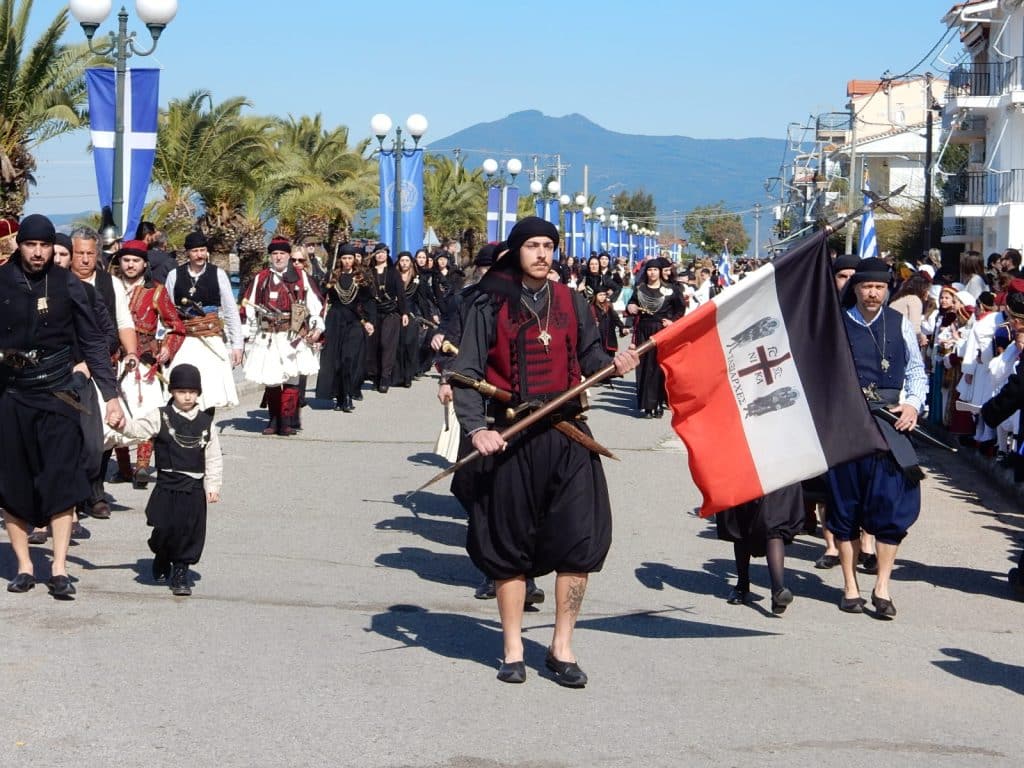 Η Φιλαρμονική του Ιερού Ναού Αγίου Διονυσίου Πατρών στο Μεσολόγγι - φωτο