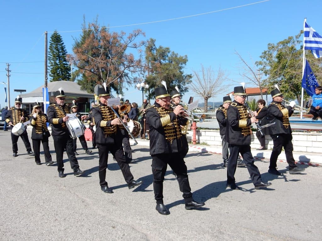 Η Φιλαρμονική του Ιερού Ναού Αγίου Διονυσίου Πατρών στο Μεσολόγγι - φωτο