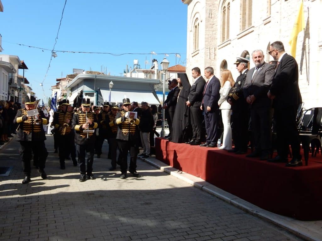 Η Φιλαρμονική του Ιερού Ναού Αγίου Διονυσίου Πατρών στο Μεσολόγγι - φωτο