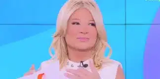 Φαίη Σκορδά: Η ατάκα για τον γάμο της που την έφερε σε αμηχανία Αρχική