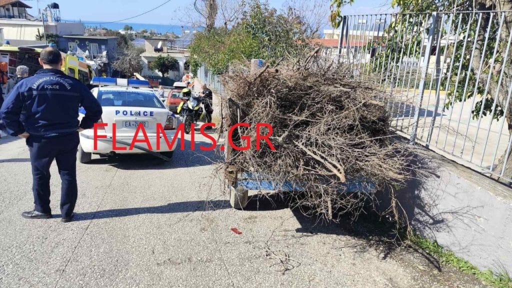 Πάτρα: Αυτό είναι το σχολείο του τρόμου! Αγροτικό με μηχανικό πρόβλημα "στρίμωξε" μητέρα! Εφιάλτης για τα παιδια και απο τρακτέρ - φωτο