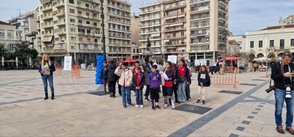 Πάτρα: Συγκινητική εκδήλωση για τα παδιά με σύνδρομο Down στην Πλ. Γεωργίου -φωτο