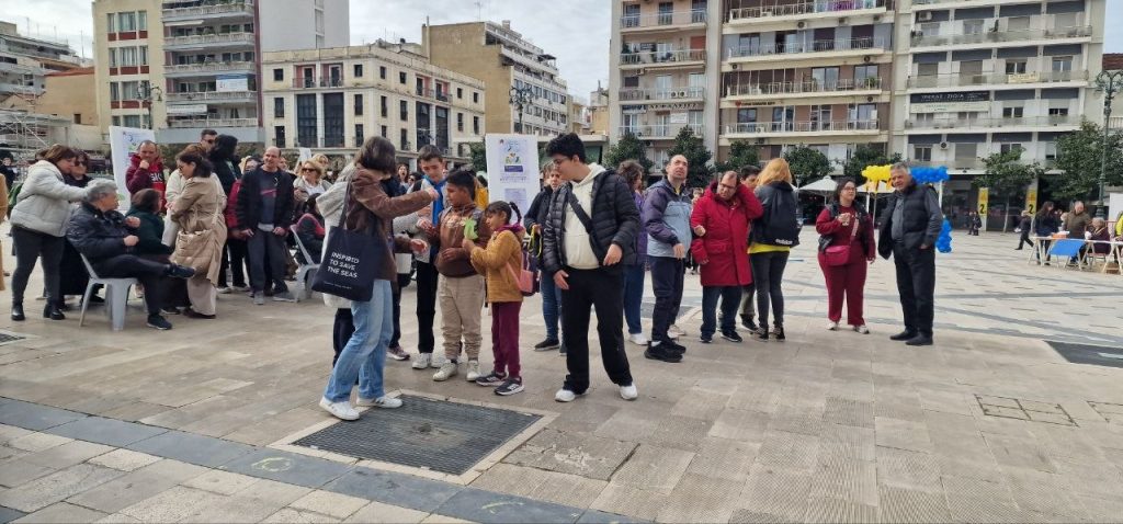 Πάτρα: Συγκινητική εκδήλωση για τα παδιά με σύνδρομο Down στην Πλ. Γεωργίου -φωτο