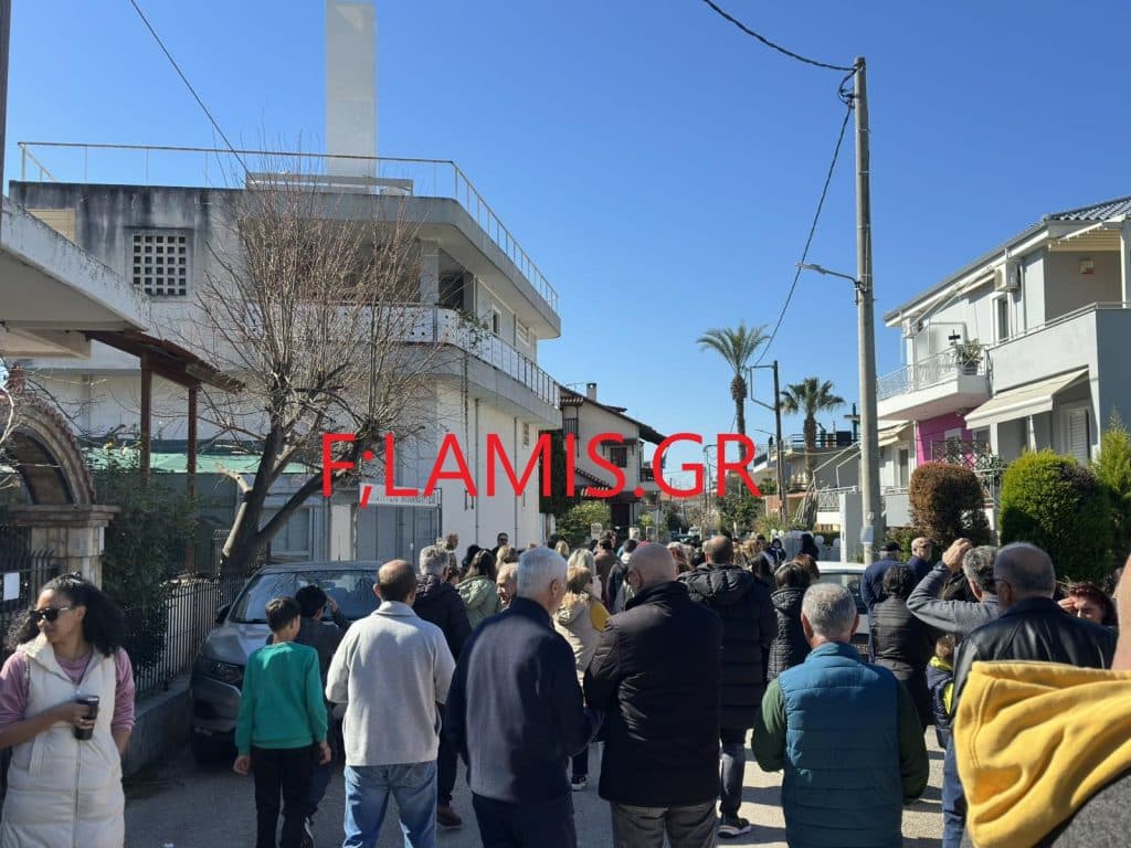 Πάτρα: Μεγάλη κινητοποίηση για κεραία κινητής τηλεφωνίας - φωτό Πάτρα: Μεγάλη κινητοποίηση για κεραία κινητής τηλεφωνίας - φωτό