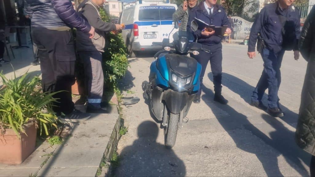 Πάτρα: ΜΠΑΡΑΖ ΤΡΟΧΑΙΩΝ ΣΕ 48 ΩΡΕΣ! Δεν προλάβαιναν ασθενοφόρα και ΕΛ.ΑΣ.! Ενας νεκρός πολλοί τραυματίες Πάτρα: ΜΠΑΡΑΖ ΤΡΟΧΑΙΩΝ ΣΕ 48 ΩΡΕΣ! Δεν προλάβαιναν ασθενοφόρα και ΕΛ.ΑΣ.! Ενας νεκρός πολλοί τραυματίες