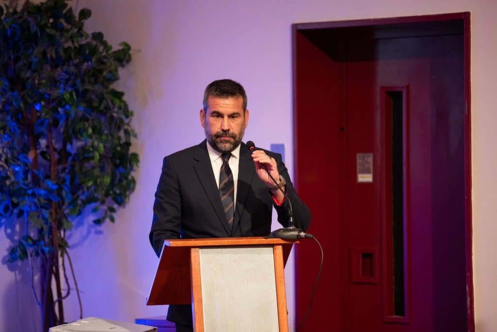 Αχαϊα - φωτό: Ασφαλής… η αναρρίχηση με τον οδοντωτό στο forum του «Ημερήσιου»