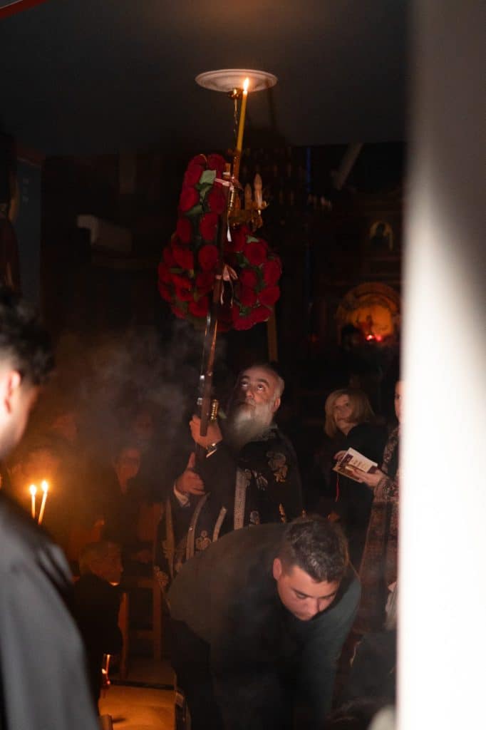 Σήμερον κρεμάται επί ξύλου στον Ι.Ν. Αγίων Θεοδώρων Δεμενίκων - φωτο