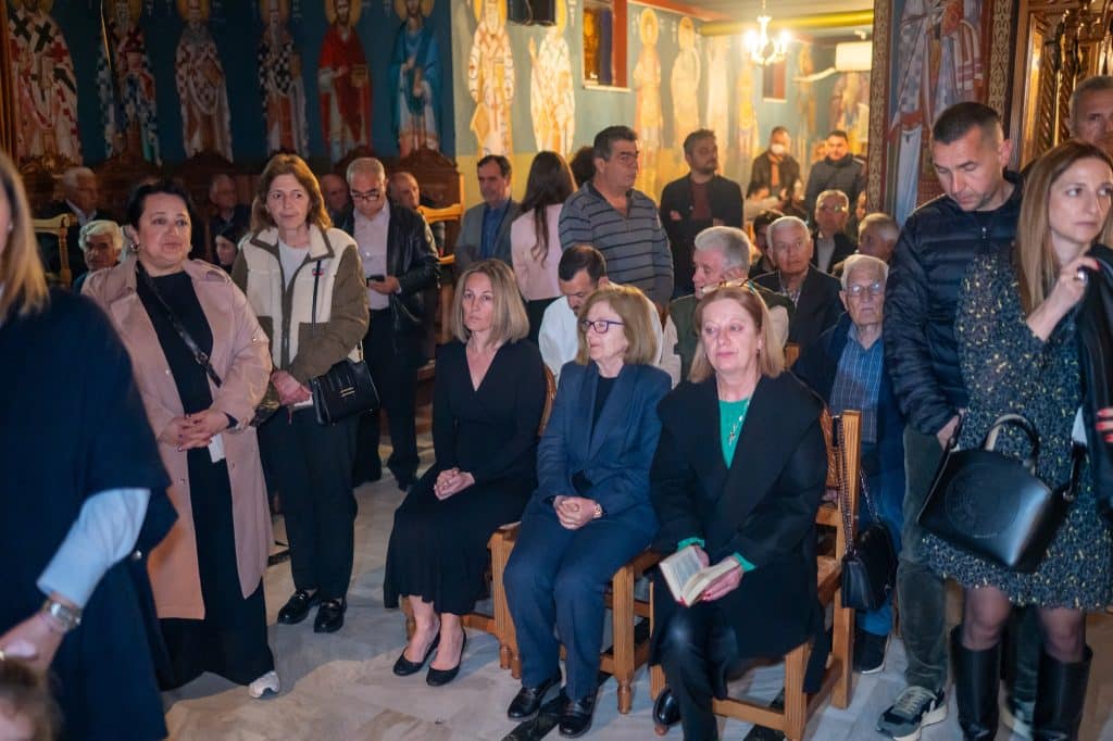 Σήμερον κρεμάται επί ξύλου στον Ι.Ν. Αγίων Θεοδώρων Δεμενίκων - φωτο