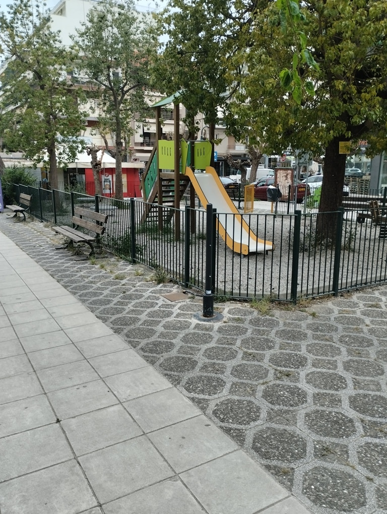 Πάτρα: Δύο ακόμα νέες παιδικές χαρές σε Ελεκίστρα και Αγία Λαύρα