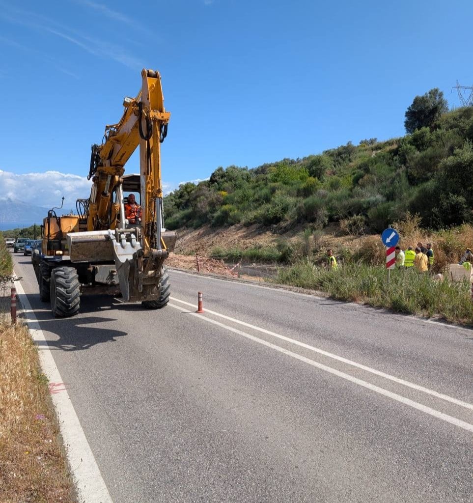 Σε εξέλιξη οι εργασίες διαπλάτυνσης της παράκαμψης στην Καλλιθέα Πατρών