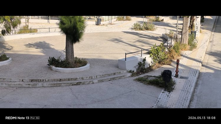 Πάτρα: Σε εγκατγάλειψη η πλατεία Ανδρούτσου στο Βλατερό