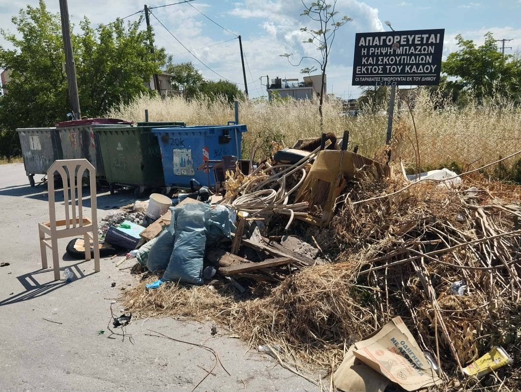 Πάτρα: Εικόνες ντροπής στην Πλατεία Σταθάτου