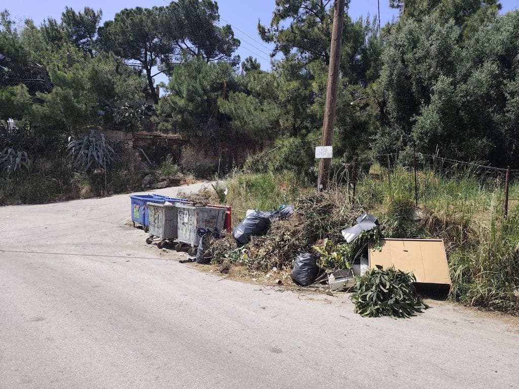 Πάτρα: Εικόνες ντροπής στην Πλατεία Σταθάτου