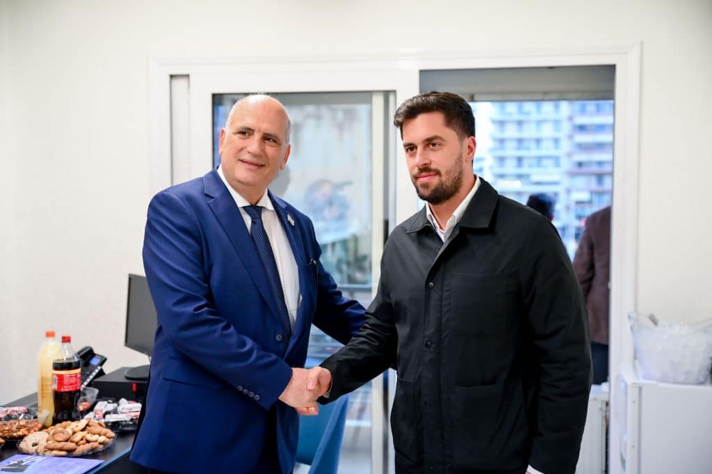 Πάτρα: Σε θερμό κλίμα τα εγκαίνια του πολιτικού γραφείου του Γιώργου Μώρου - φωτο