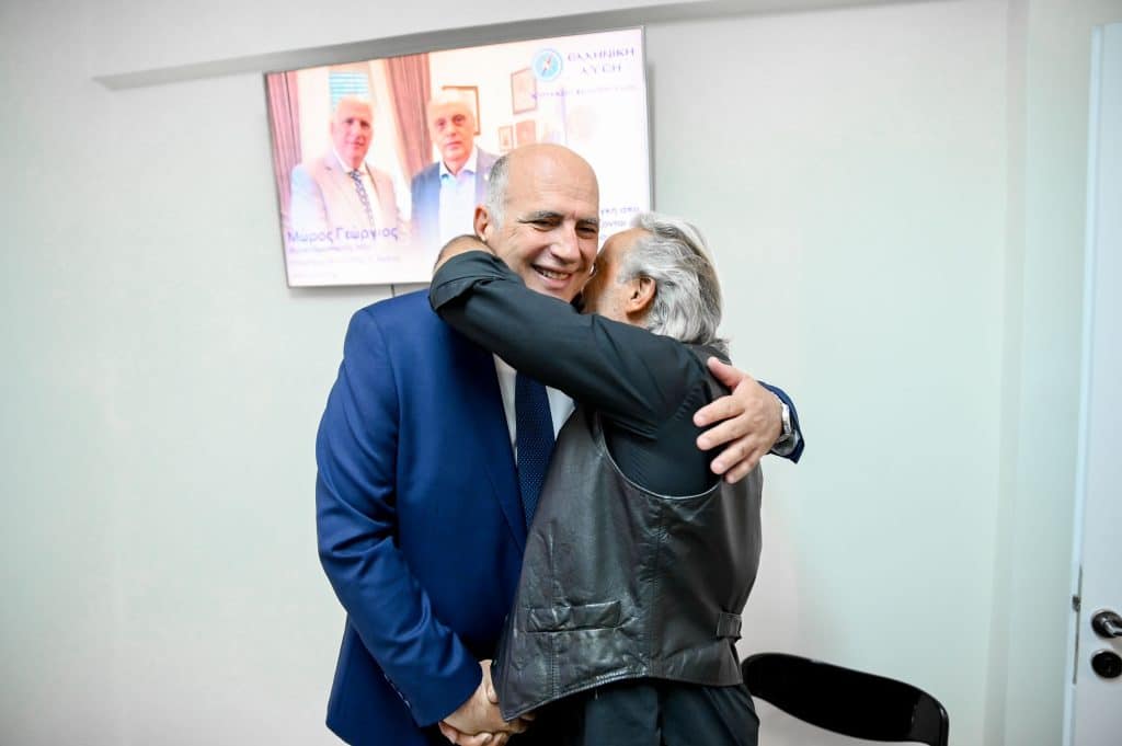 Πάτρα: Σε θερμό κλίμα τα εγκαίνια του πολιτικού γραφείου του Γιώργου Μώρου - φωτο