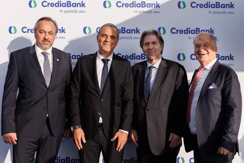 Δείτε φωτό: Εγκαίνια για τα καταστήματα Νέας Εμπειρίας της CrediaBank σε Καλαμάτα και Πάτρα