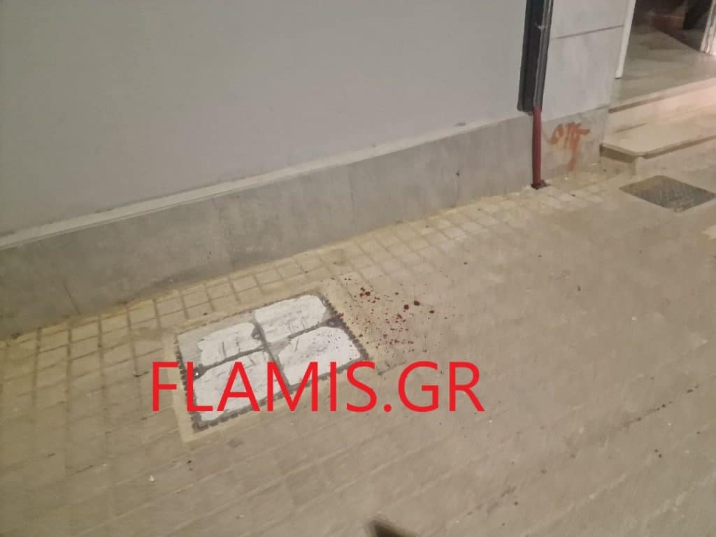 Πάτρα: Μυστήριο στον πεζόδρομο Κανάρη! Γέμισε αίματα σε δύο σημεία! Η πεσμένη τούρτα στο πεζοδρόμιο - ΦΩΤΟ ντοκουμέντο