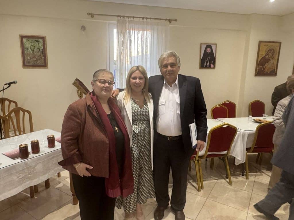Πραγματοποιήθηκε η παρουσίαση του βιβλίου της Σοφίας Καυκοπούλου με τίτλο " Στα χείλη πεταλούδες" - φωτο