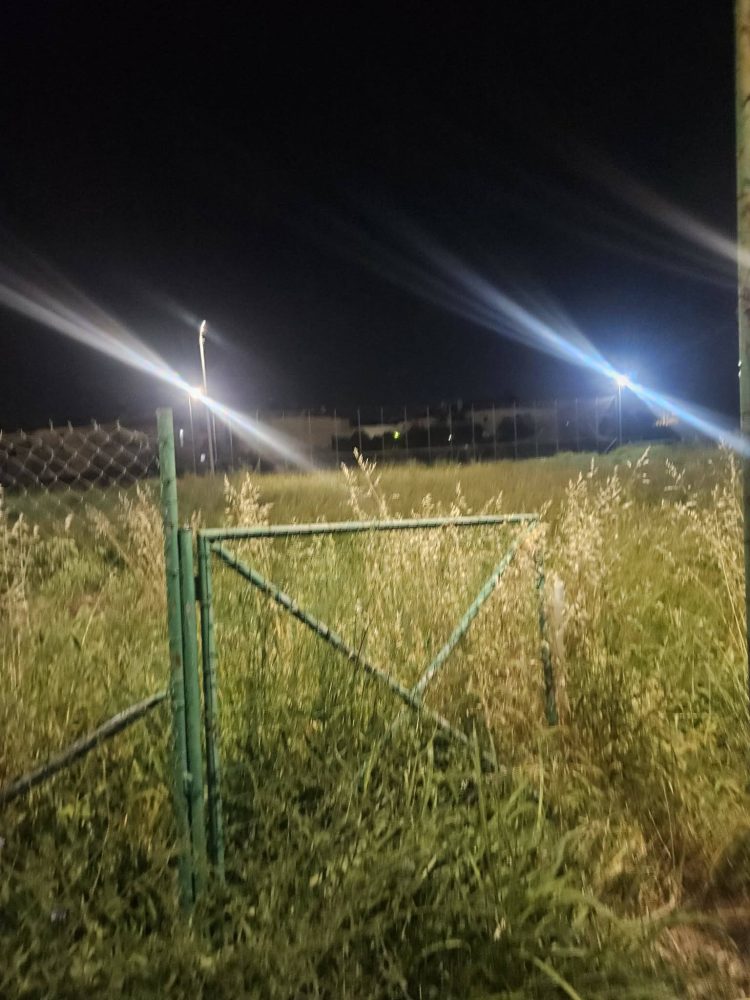 Πάτρα: Στην εγκατάλειψη το γήπεδάκι της Λεύκας και ο χώρος αναψυχής – Η καταγγελία του δημοτικού συμβούλου Φ. Οικονόμου