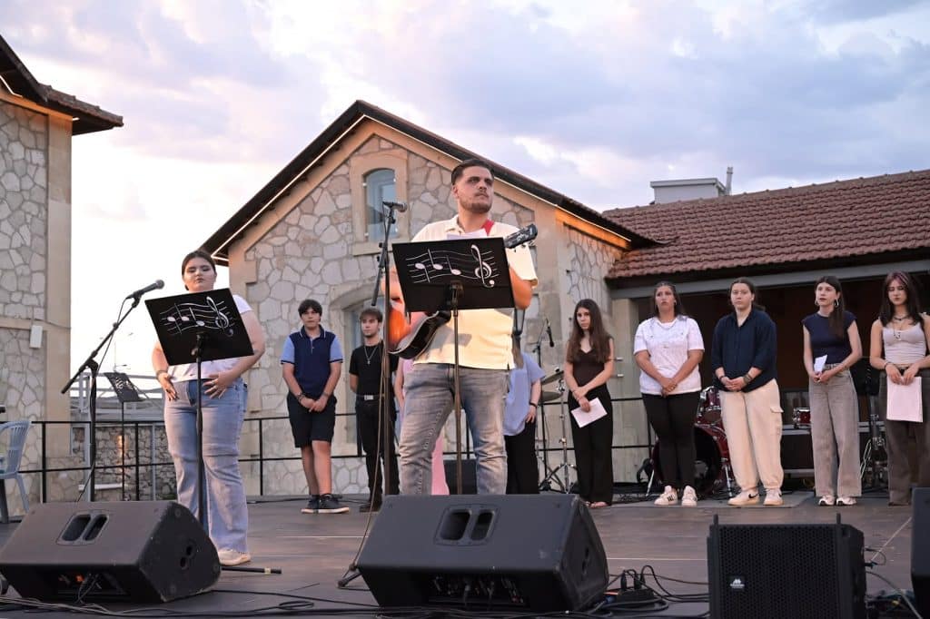 Πάτρα - φωτο: μήνυμα ενάντια στον εθισμό και κάθε μορφής εξάρτηση