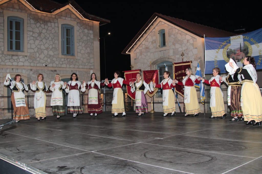 Μια μαγική βραδιά παράδοσης και πολιτισμού στην Τελετή Λήξης των Χορευτικών Τμημάτων της Στέγης Καλαβρυτινών και Φίλων Πάτρας «ΑΓΙΑ ΛΑΥΡΑ» στα Παλαιά Σφαγεία