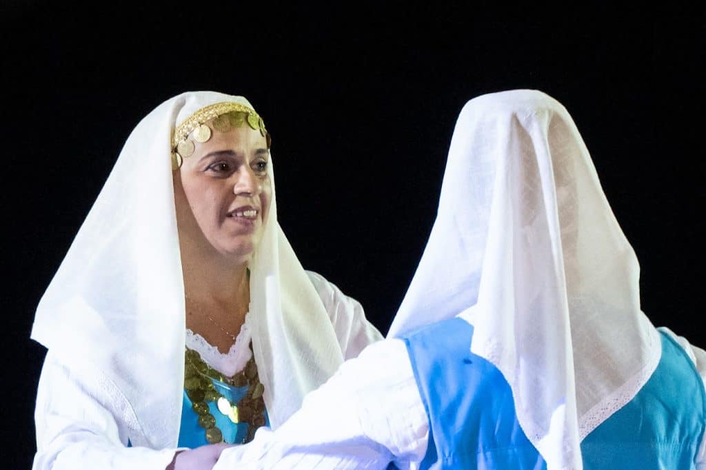 Πάτρα: Οι Καλαβρυτινοί γιόρτασαν την λήξη των χορευτικών τμημάτων μαζί με συγκροτήματα από την Ουκρανία - φωτο