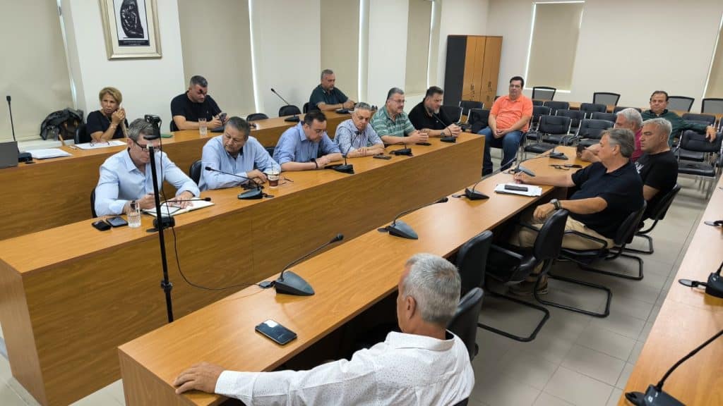 Επιμελητήριο Αχαΐας - Παπαχριστόπουλος: «Πιέζομαι για ανεξαρτητοποίηση» - «Σκιώδης» ο αντιπολιτευτικός ρόλος
