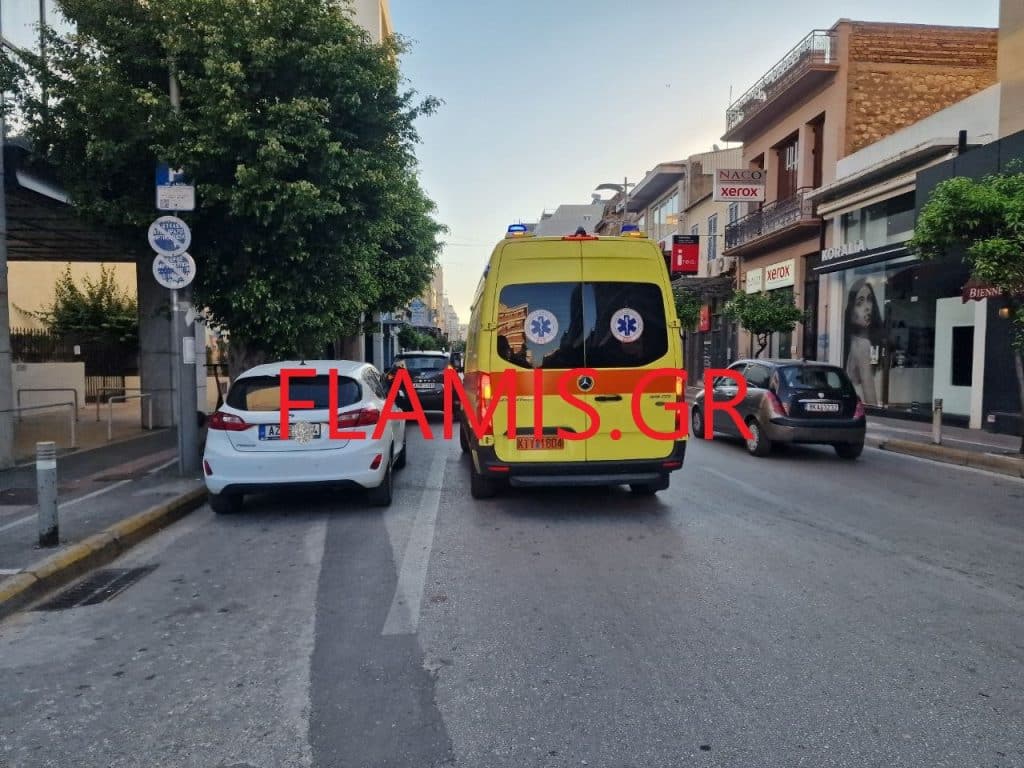 Πάτρα: Τροχαίο με το καλημέρα! ΙΧ "πέταξε" δικυκλιστή στην Αγίου Ανδρέου - φωτο