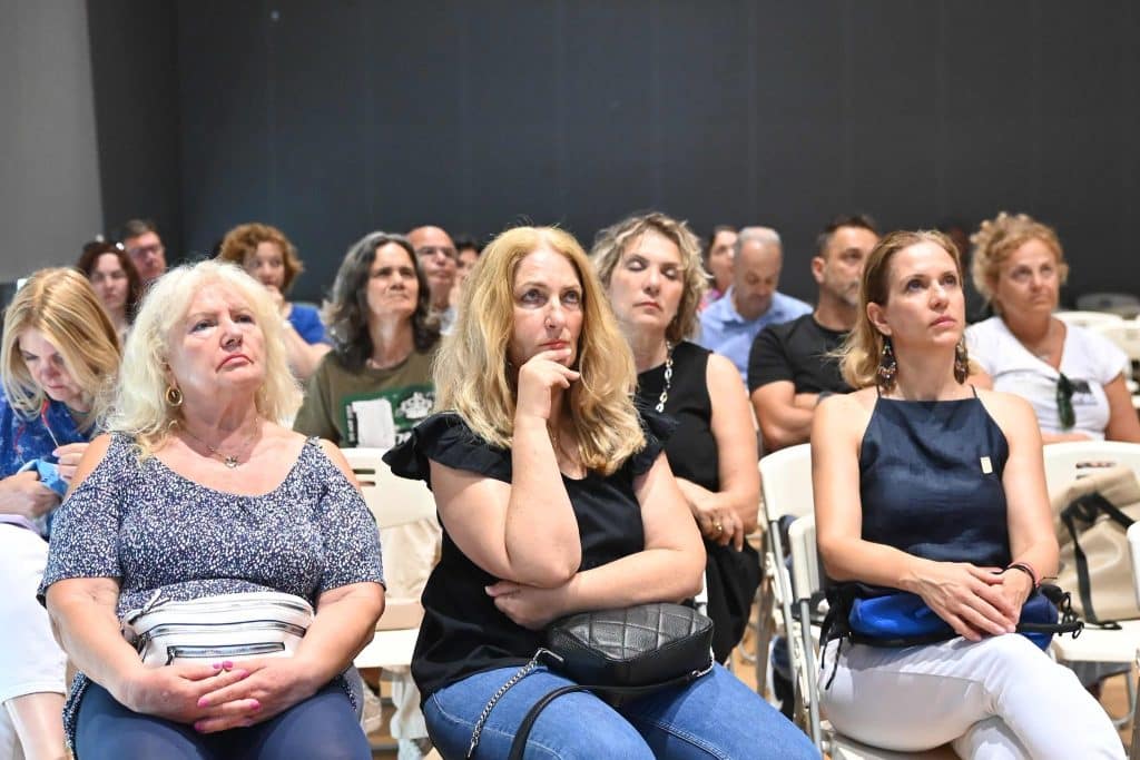 Πάτρα: Συνεχίστηκε χθες η παρουσίαση του έργου των υπηρεσιών του Δήμου - φωτο