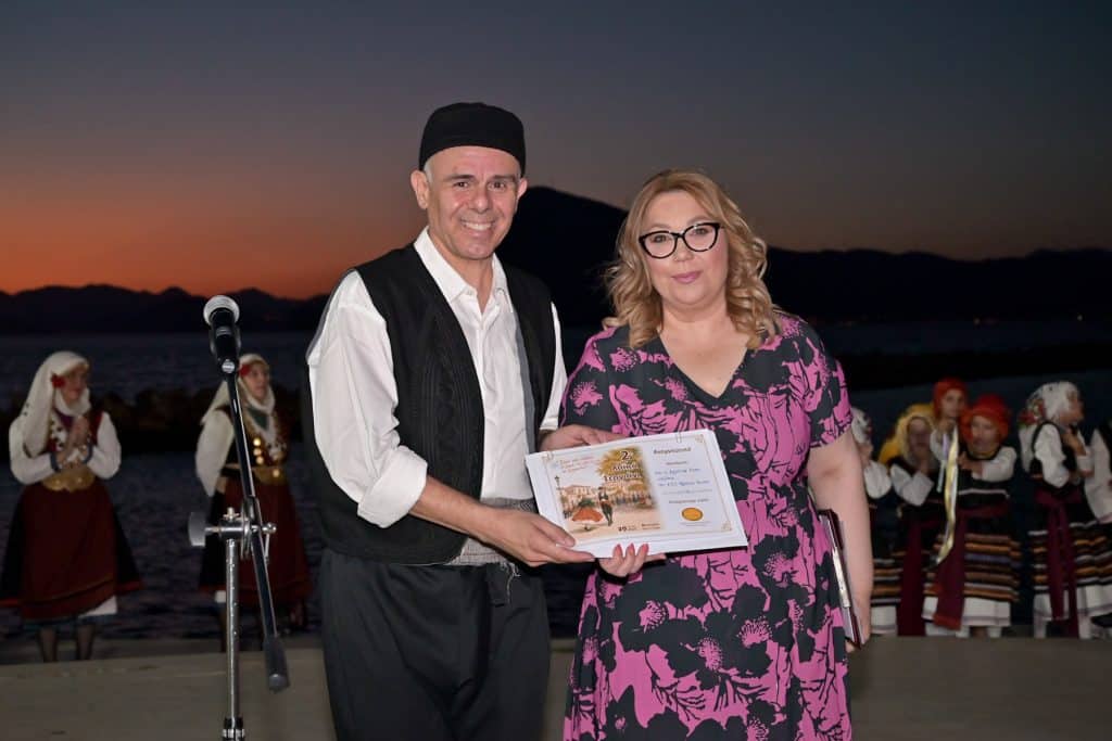Πάτρα: Το 2ο Λαϊκό Σεργιάνι στην Παράδοση ταξίδεψε το κοινό στον πλούτο της ελληνικής πολιτιστικής κληρονομιάς - φωτο