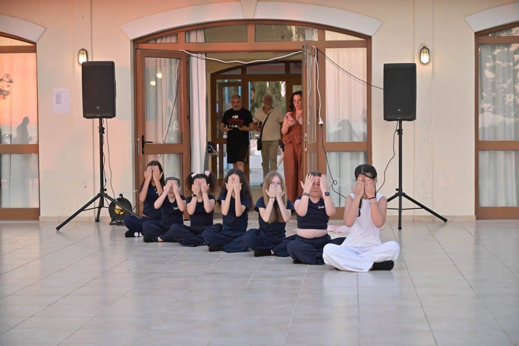 Πάτρα: Με επιτυχία η Έκθεση Ζωγραφικής & Παράσταση Χορού από τα «Χαρούμενα Χαμόγελα