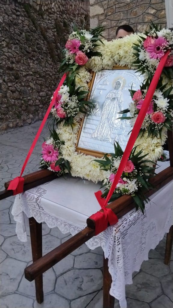 Με λαμπρότητα και κατάνυξη ο Παγκαλαβρυτινός Σύλλογος Πατρών στη Λιτανεία της Αγίας Μαρίνας στη Γουμενίσσα Καλαβρύτων - φωτο