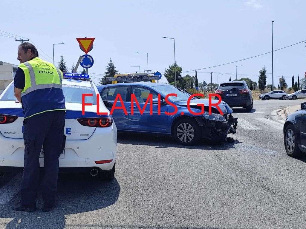 Πάτρα: Τροχαίο στον κόμβο Ρίου - φωτο
