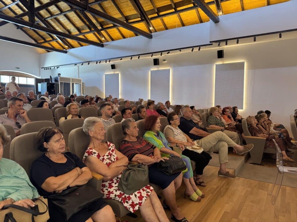 Το Μεσολόγγι τίμησε τον αείμνηστο Γιώργο Παυλάκη - Συγκίνηση για τον εικονολήπτη του Ant1! Ομιλίες από Φλαμή, Μαλαβέτα, Τσιακανίκα και Βαφειάδη