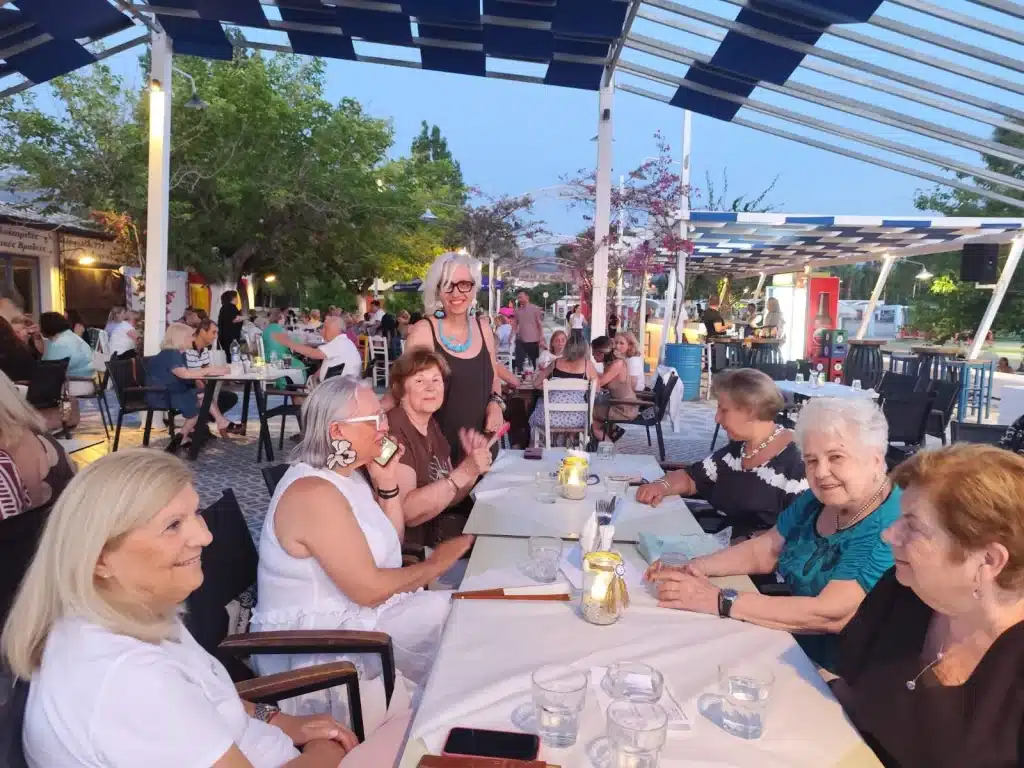 Πάτρα: Μεγάλη ανταπόκριση στην καλοκαιρινή εκδήλωση της «Φλόγας» ΦΩΤΟ