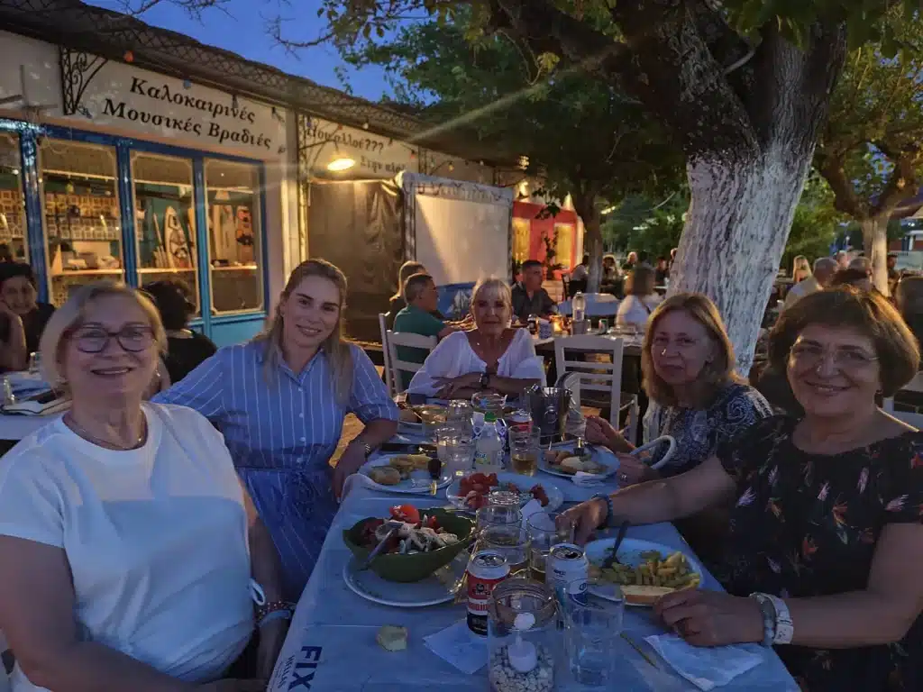 Πάτρα: Μεγάλη ανταπόκριση στην καλοκαιρινή εκδήλωση της «Φλόγας» ΦΩΤΟ