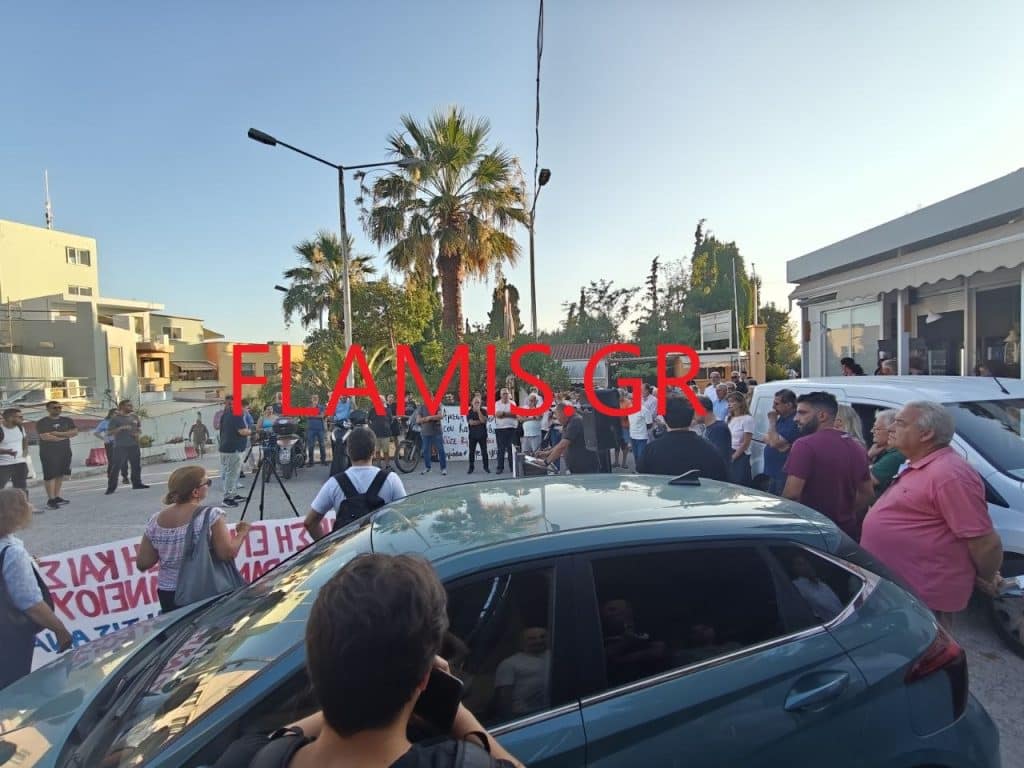 Πάτρα: Συγκέντρωση διαμαρτυρίας για την ενίσχυση του Καραμανδάνειου Νοσοκομείου Παίδων - φωτο